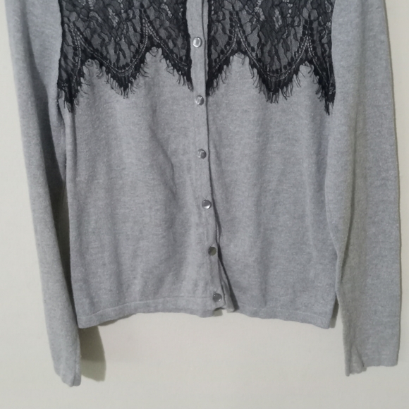 Worthington petite super cute Gray/Black button up sweater. - Picture 3 of 11